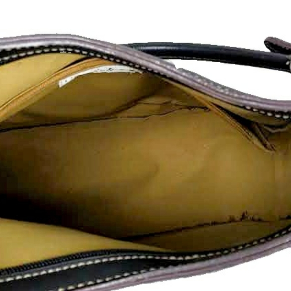 Mondani New York One Adjustable Strap Shoulder Bag - Picture 8 of 9